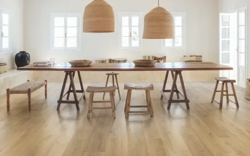 SIG4762_Interior01-B2B-Square-XL